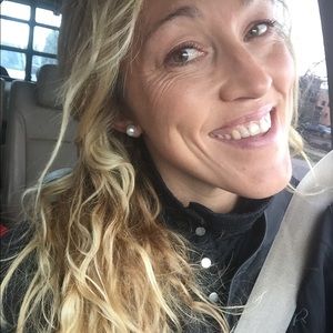 Meet your Posher, Rena